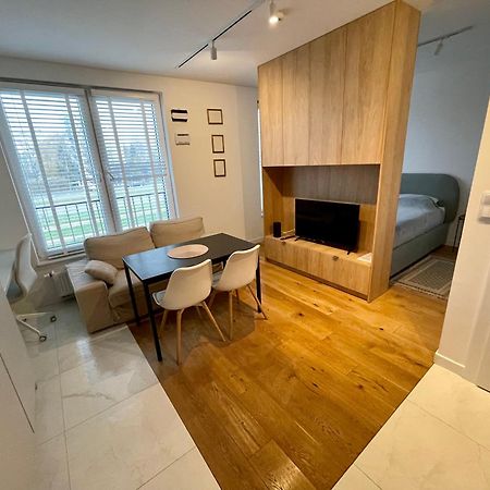 Time&House Pileckiego Przy Centrum Onkologi I Klinice Novum Apartament Na Wylacznosc Pokoj,Sypialnia,Lozko, Lazienka,Kuchnia Daire Varşova Dış mekan fotoğraf