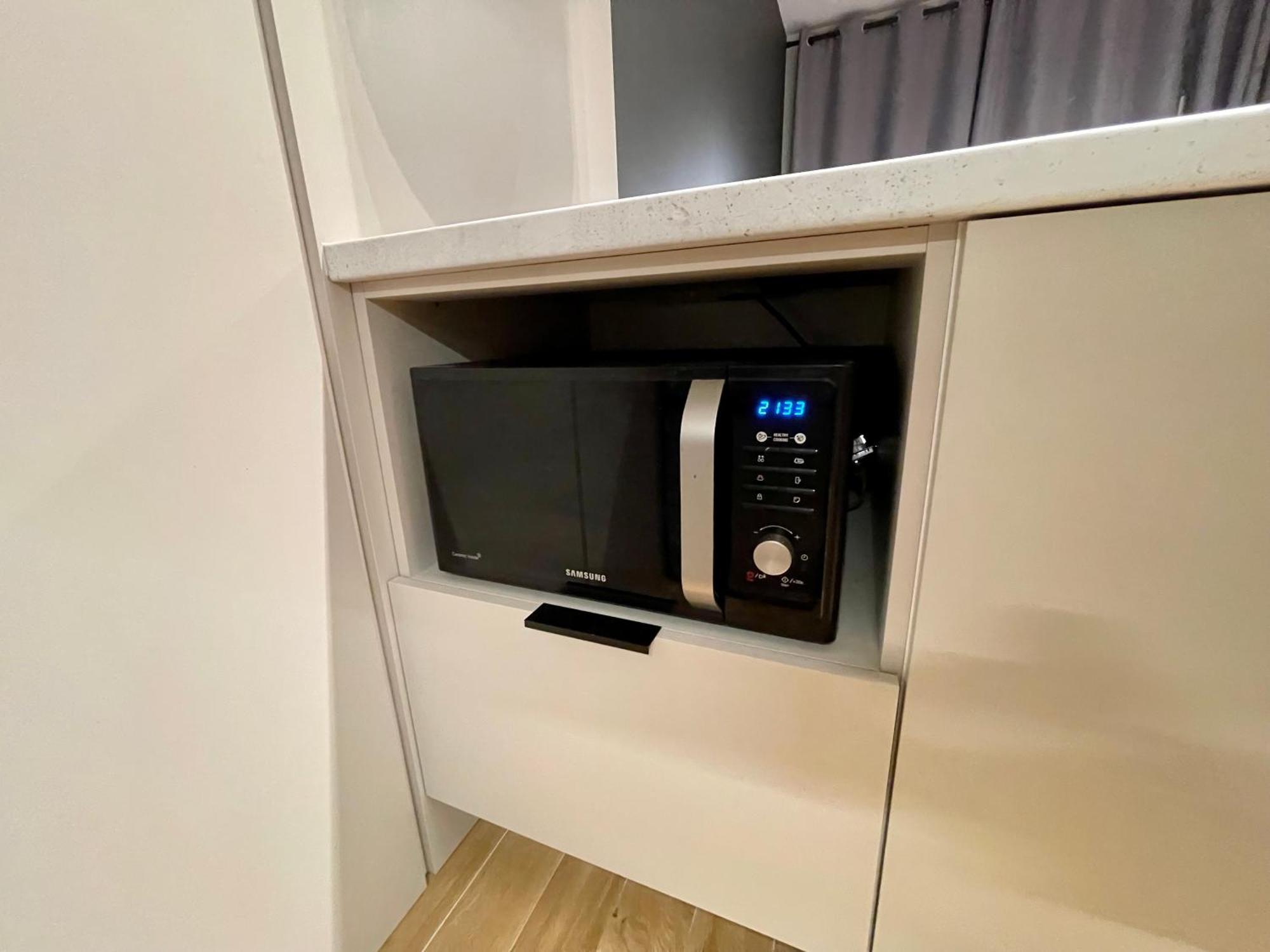 Time&House Pileckiego Przy Centrum Onkologi I Klinice Novum Apartament Na Wylacznosc Pokoj,Sypialnia,Lozko, Lazienka,Kuchnia Daire Varşova Dış mekan fotoğraf